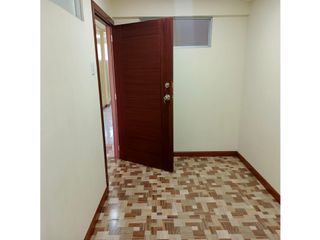 Foto 8 de Quicentro Sur, Casa Comercial en Renta, 154m2, 5 Ambientes