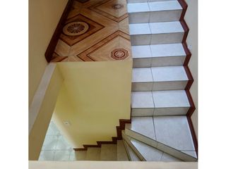 Foto 10 de Quicentro Sur, Casa Comercial en Renta, 154m2, 5 Ambientes