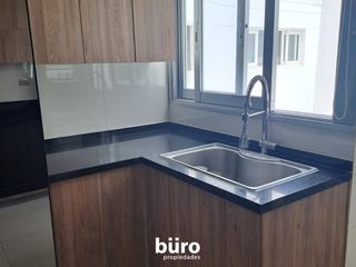 Foto 13 de HERMOSO PENTHOUSE EN ALQUILER EN SAN ISIDRO SEMIAMOBLADO GRAN TERRAZA
