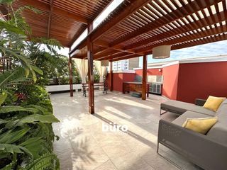 Foto 2 de HERMOSO PENTHOUSE EN ALQUILER EN SAN ISIDRO SEMIAMOBLADO GRAN TERRAZA