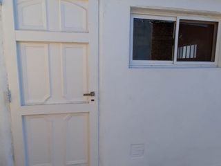 Foto 16 de Casa en alquiler en Merlo Norte