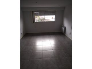 Foto 19 de alquiler departamento para oficina zona Chauvin