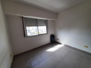 Foto 12 de Departamento en alquiler en Lanus Este