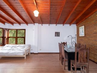 Foto 13 de VENTA CASA CON PILETA CUATRO DORMITORIOS EN FUNES