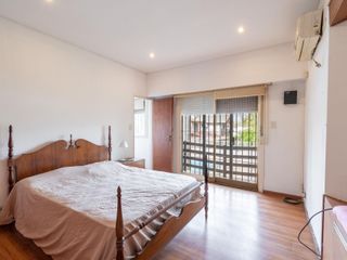 Foto 28 de VENTA CASA CON PILETA CUATRO DORMITORIOS EN FUNES