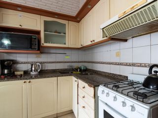 Foto 19 de VENTA CASA CON PILETA CUATRO DORMITORIOS EN FUNES