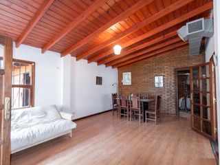Foto 14 de VENTA CASA CON PILETA CUATRO DORMITORIOS EN FUNES