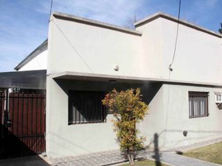 Foto 20 de CASAS EN VENTA EN LA PLATA DE TRES DORMITORIOS