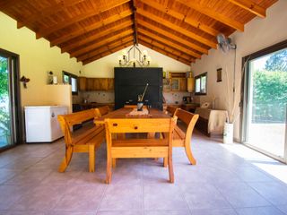 Foto 5 de Casa Planta Baja, 4 Dormitorios  en Villa Elisa