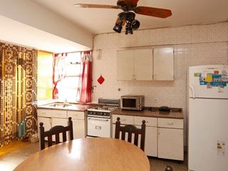 Foto 3 de VENTA DPTO 4 AMBIENTES SEMIPISO 88MTS LUMINOSO