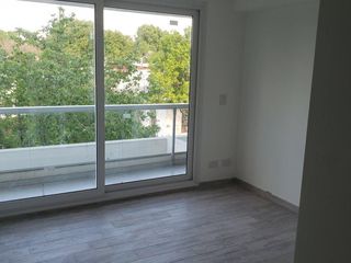 Foto 1 de Departamento en  ADROGUE