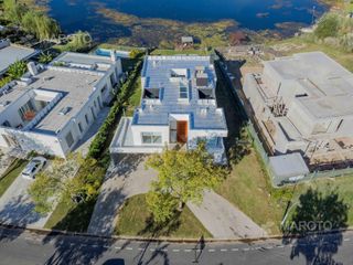 Foto 49 de CASA EN VENTA EN PUERTOS - MARINAS - MAROTO PROPIEDADES