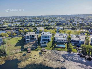 Foto 57 de CASA EN VENTA EN PUERTOS - MARINAS - MAROTO PROPIEDADES
