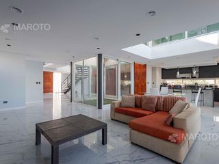 Foto 12 de CASA EN VENTA EN PUERTOS - MARINAS - MAROTO PROPIEDADES