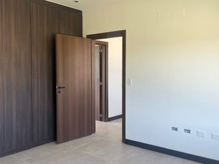 Foto 6 de VENTA CASA DE 7 AMB. EN EL COUNTRY LA PROVIDENCIA CANNING