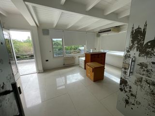 Foto 22 de Importante Casa en Las Delicias 4 dormitorios, con pileta, q