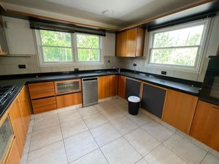 Foto 10 de Importante Casa en Las Delicias 4 dormitorios, con pileta, q