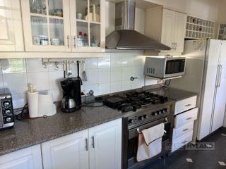 Foto 9 de Casa en alquiler de 1 planta en Martínez
