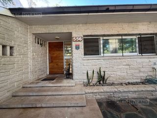 Foto 3 de Casa en alquiler de 1 planta en Martínez