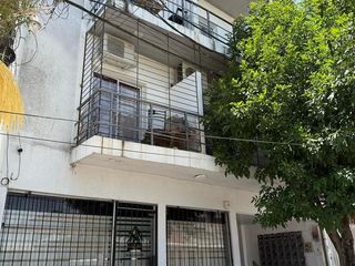 Foto 1 de Departamento en  alquiler de 1 dormitorio  con cochera