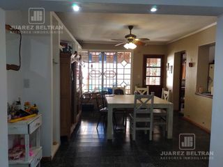Foto 2 de Casa - Maipú Seccion 1