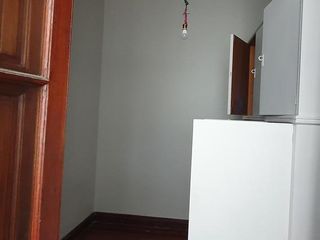 Foto 8 de Esmeralda 1000 piso 2do por escalera.-