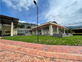 Foto 55 de Véndenos hermosa casa en Cajicá