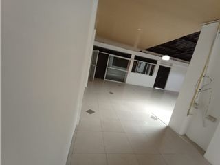 Foto 26 de La Carolina, Casa Comercial en Renta, 395m2, 9 Ambientes