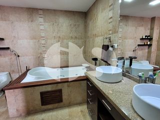 Foto 15 de PENTHOUSE DE VENTA SECTOR COLEGIO BILINGUE, CUENCA