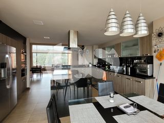 Foto 5 de PENTHOUSE DE VENTA SECTOR COLEGIO BILINGUE, CUENCA