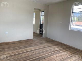 Foto 3 de CASA CON TERRENO EN ARRIENDO SECTOR FBCA. ITALPISOS