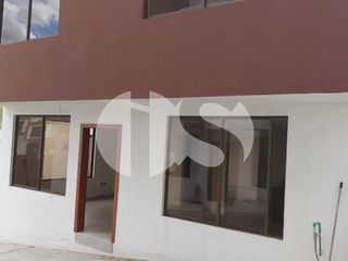 Foto 3 de CASA EN VENTA SECTOR LOS CEREZOS, CUENCA