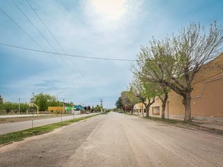Foto 6 de VENTA CASA A REMODELAR EN  CONTRAMIRANTE CORDERO