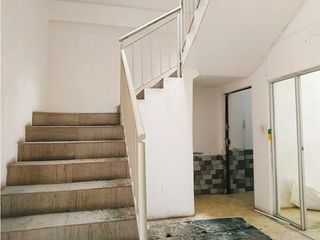 Foto 13 de La Ajavi, Casa Comercial en Renta, 330m2, 4 Ambientes