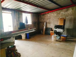 Foto 10 de La Ajavi, Casa Comercial en Renta, 330m2, 4 Ambientes