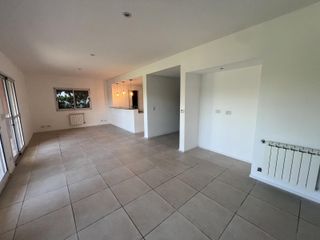 Foto 24 de Casa en alquiler en barrio Santa Guadalupe Pilar del Este