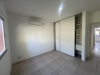 Foto 17 de Casa en alquiler en barrio Santa Guadalupe Pilar del Este