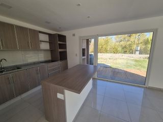 Foto 6 de Alquiler Duplex 2 dorm B. La Castellana Neuquen