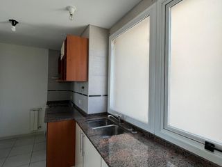 Foto 12 de En alquiler Departamento 1 dormitorio, cochera y baulera - Cipolletti Centro