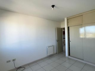 Foto 19 de En alquiler Departamento 1 dormitorio, cochera y baulera - Cipolletti Centro