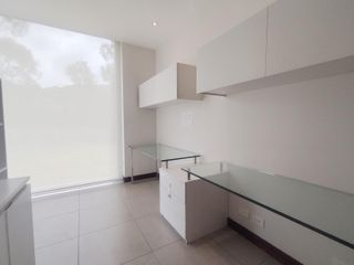 Foto 38 de Renta de Casa Amoblada con diseño Moderno-Minimalista con piscina, Sector Intervalles