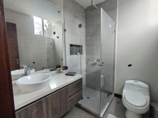 Foto 18 de Renta de Casa Amoblada con diseño Moderno-Minimalista con piscina, en  la Intervalles