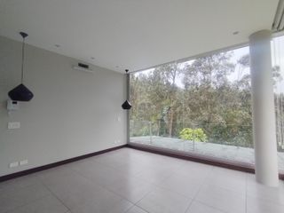 Foto 40 de Renta de Casa Amoblada con diseño Moderno-Minimalista con piscina, Sector Intervalles