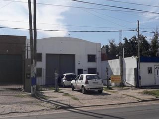 Foto 2 de Galpón - La Plata