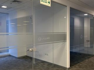 Foto 18 de Alquier de oficina implementada en San Isidro