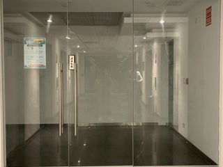 Foto 34 de Alquier de oficina implementada en San Isidro
