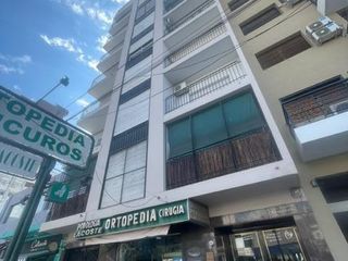 Foto 1 de Departamento en venta 4 ambientes en Ramos Mejía