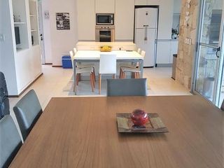 Foto 6 de aLQUILER SUPER DISEÑO, Pileta Climatizada.- Mensual