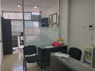 Foto 2 de VENTA OFICINA AMOBLADA CENTRAL EN ARMENIA QUINDIO