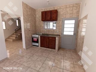 Foto 2 de Se Alquila, Duplex de 2 Dormitorios, B° La Casona